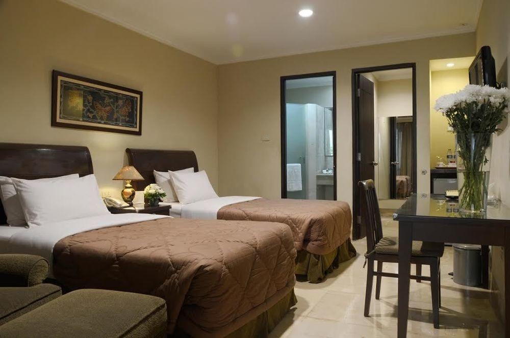 Capital O 534 Sriwijaya Hotel ジャカルタ エクステリア 写真