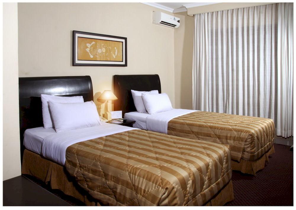 Capital O 534 Sriwijaya Hotel ジャカルタ エクステリア 写真