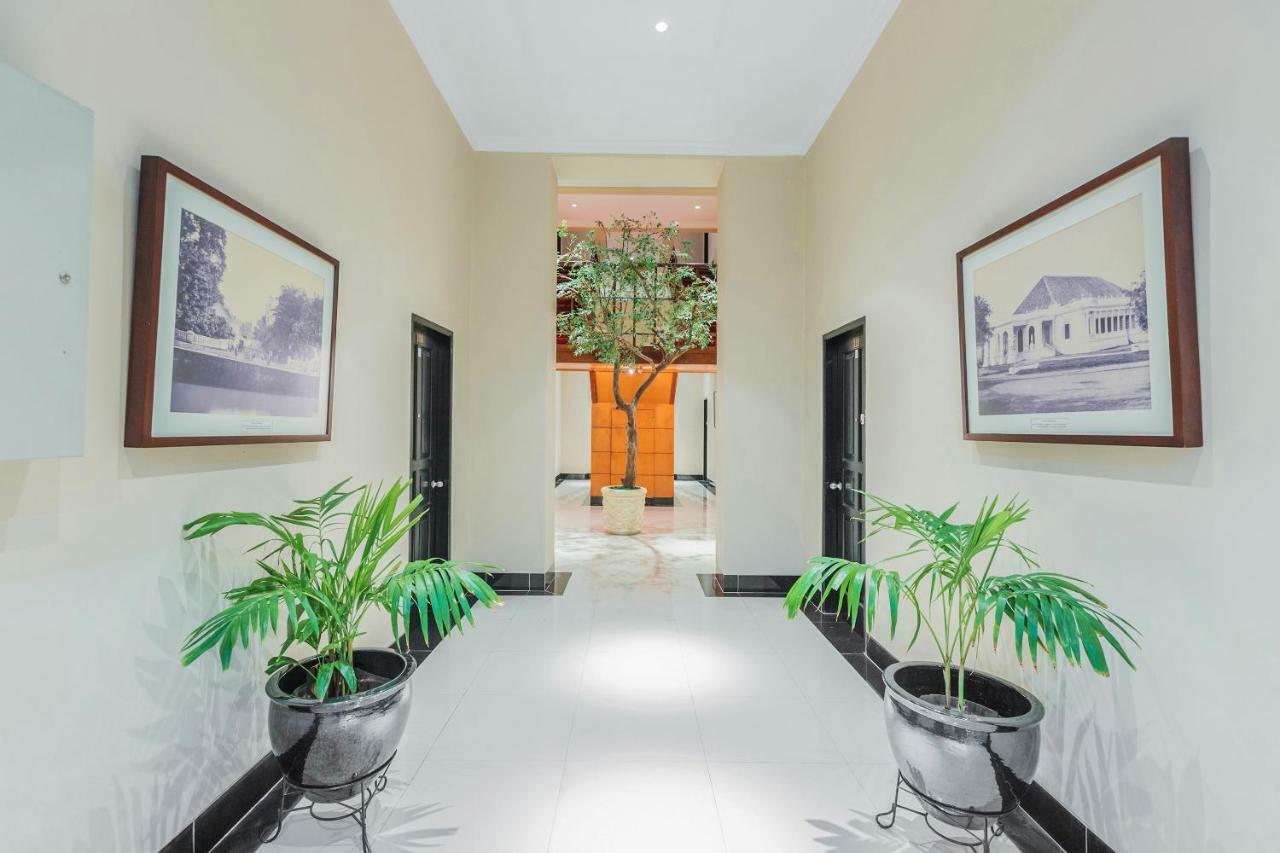Capital O 534 Sriwijaya Hotel ジャカルタ エクステリア 写真