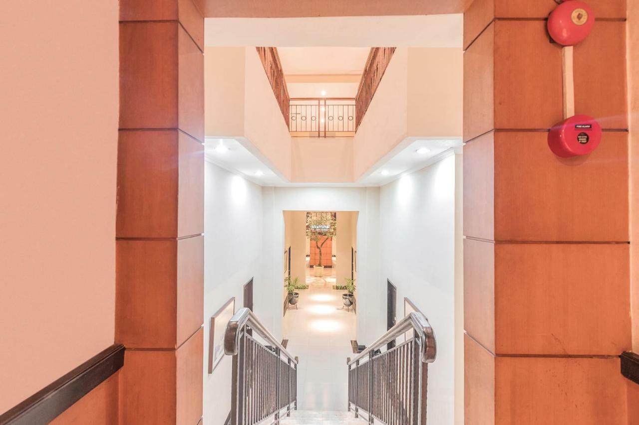 Capital O 534 Sriwijaya Hotel ジャカルタ エクステリア 写真